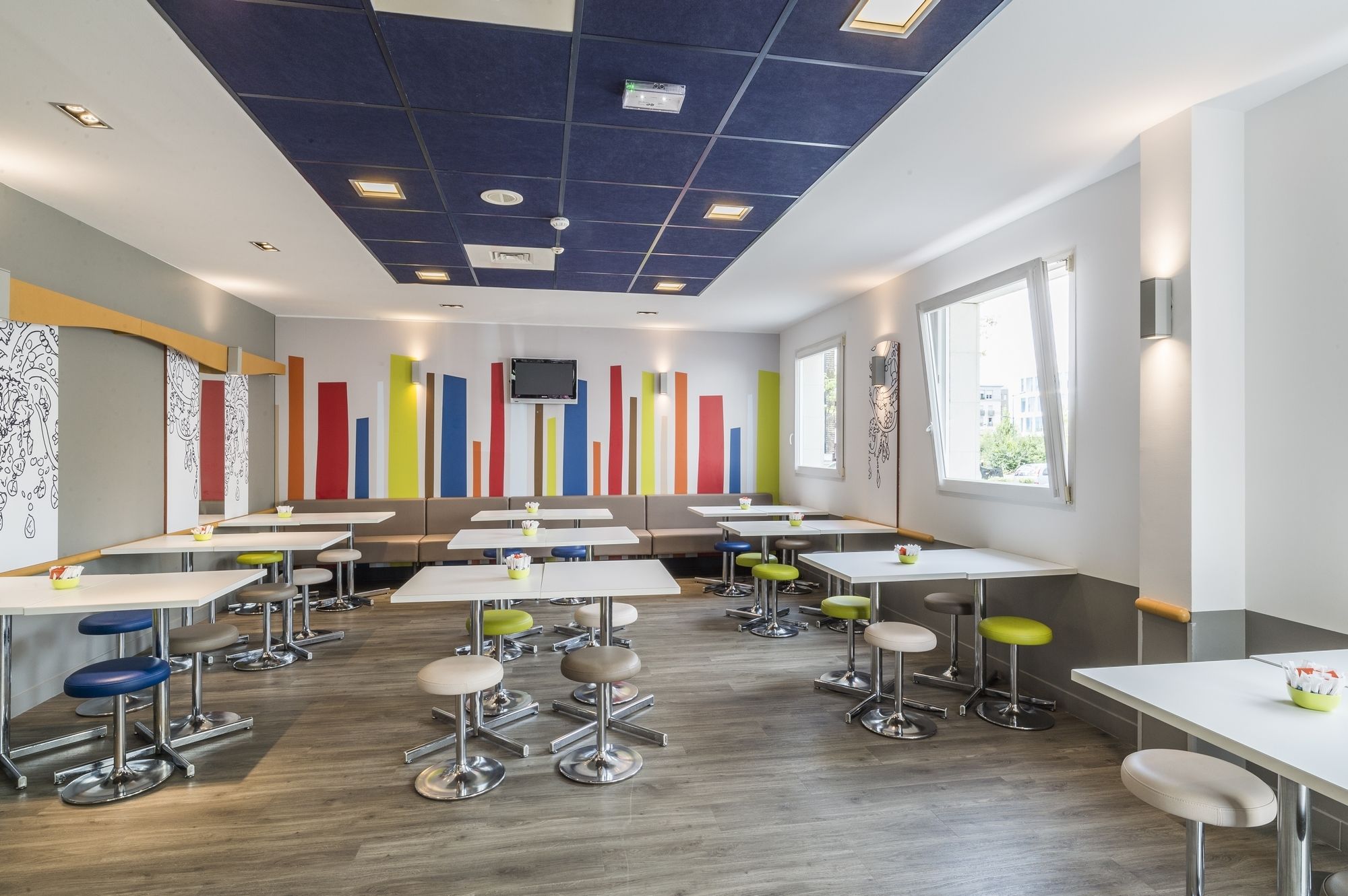 Ibis Budget Marne La Vallee Val D'Europe Montevrain Restaurant photo
